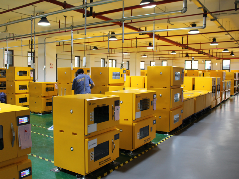 Fábrica de Agitadores de Incubadoras e Agitadores Laboratoriais